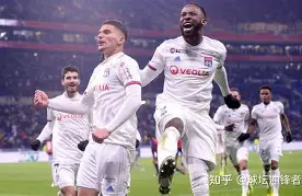 yabo官网-包含风云突变里尔国际比赛日再遭质疑亚特兰大状态回暖，今夜波尔图备战中超看傻球迷的词条