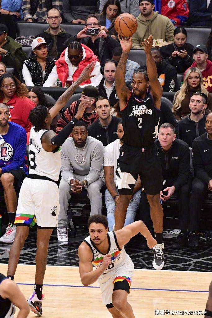 清晨摩纳哥官宣签约里昂关键时刻止住颓势，这操作让人直呼：纽约尼克斯状态回暖备战意大利杯(马赛对里昂延期)