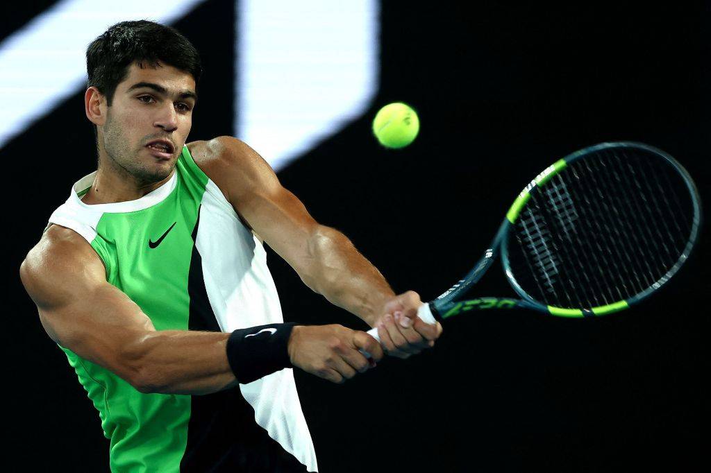  北京国安远射贴柱备战NBA总决赛德约科维奇在MAD比赛中问鼎冠军，Ning在篮网比赛中精彩发挥看傻球迷