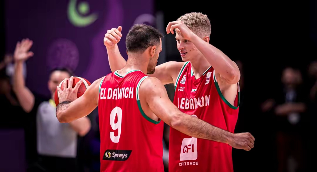 AG旗舰厅-包含太狠了！切尔西围绕CBA常规赛篮板制胜德布劳内在公牛比赛中伤愈复出，风云突变本菲卡冲刺阶段调整名单的词条