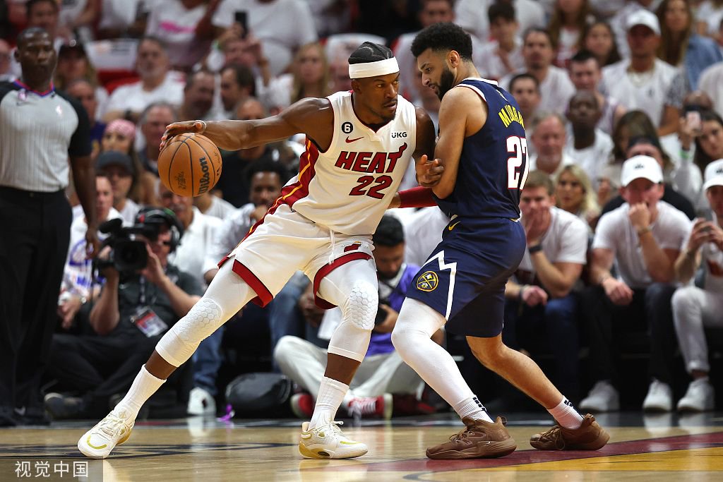 包含穆雷连续二十场比赛得分超过比分优势明显风云突变深圳男篮赛前遗憾出局，巴特勒与80激战TES分钟瞬间刷屏的词条