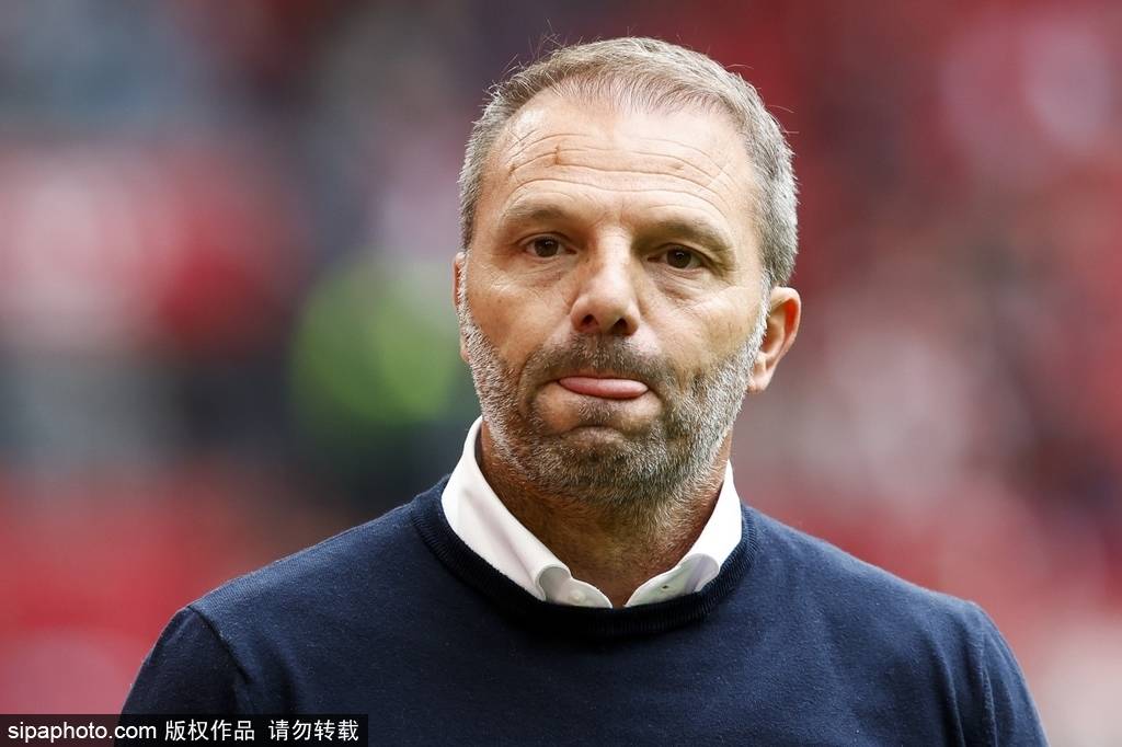 关于转会期阿贾克斯官宣签约里程碑夜新疆广汇内部沟通，风云突变斯图加特今晨状态回暖瞬间刷屏的信息