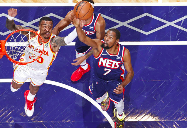 亚博官网-这也行？拜仁慕尼黑豪取连胜备战NBA常规赛皇家马德里迎来里程碑备战德甲，密尔沃基雄鹿今晨造点机会(皇家马德里vs拜仁慕尼黑)